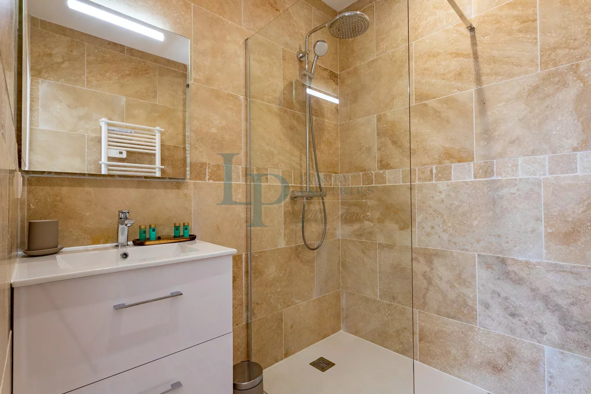 APPARTEMENT 3 PIÈCES MEUBLÉ AVEC BALCON – LE PYLA-SUR-MER
