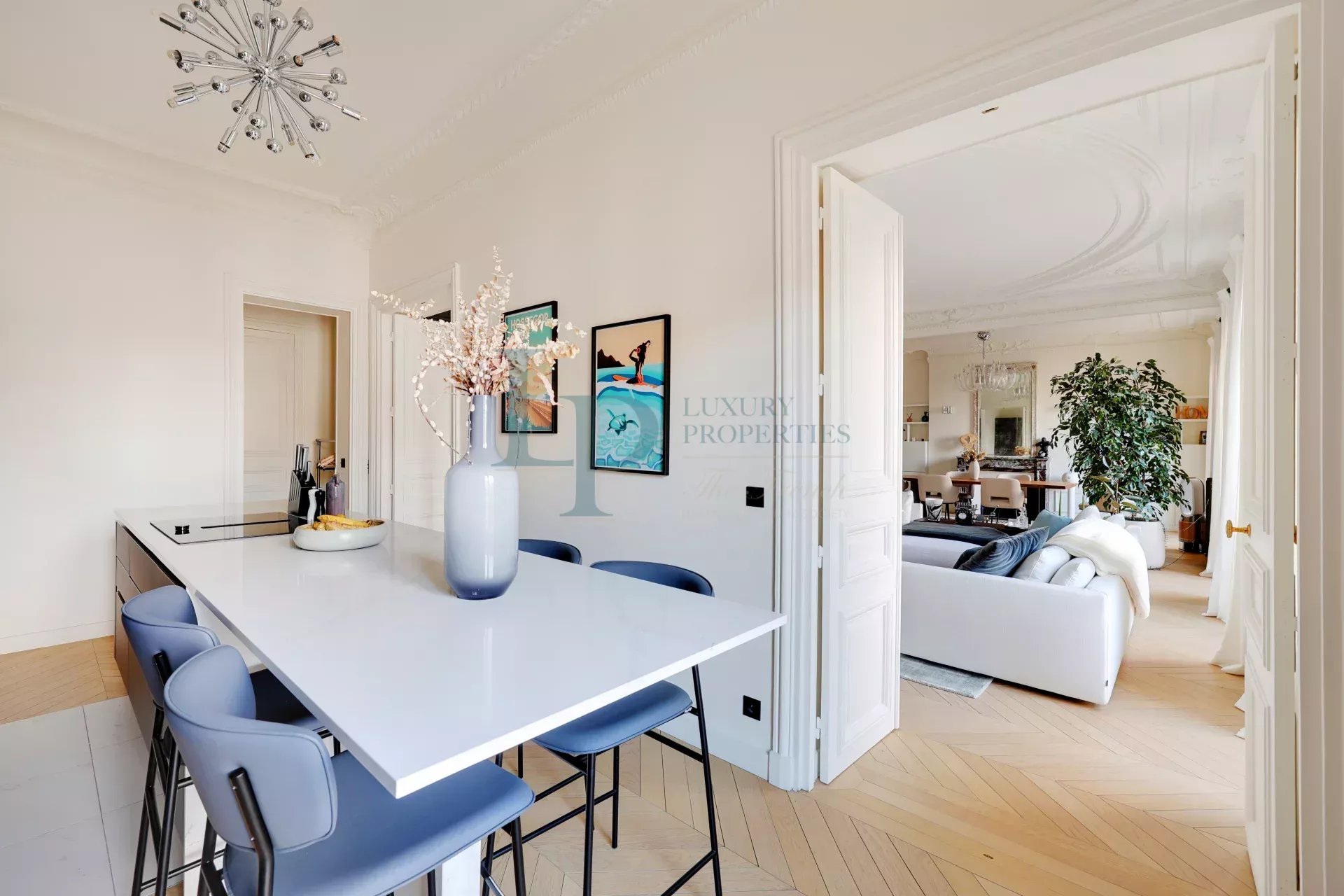 Sublime appartement d’architecte proche de l’Arc de Triomphe