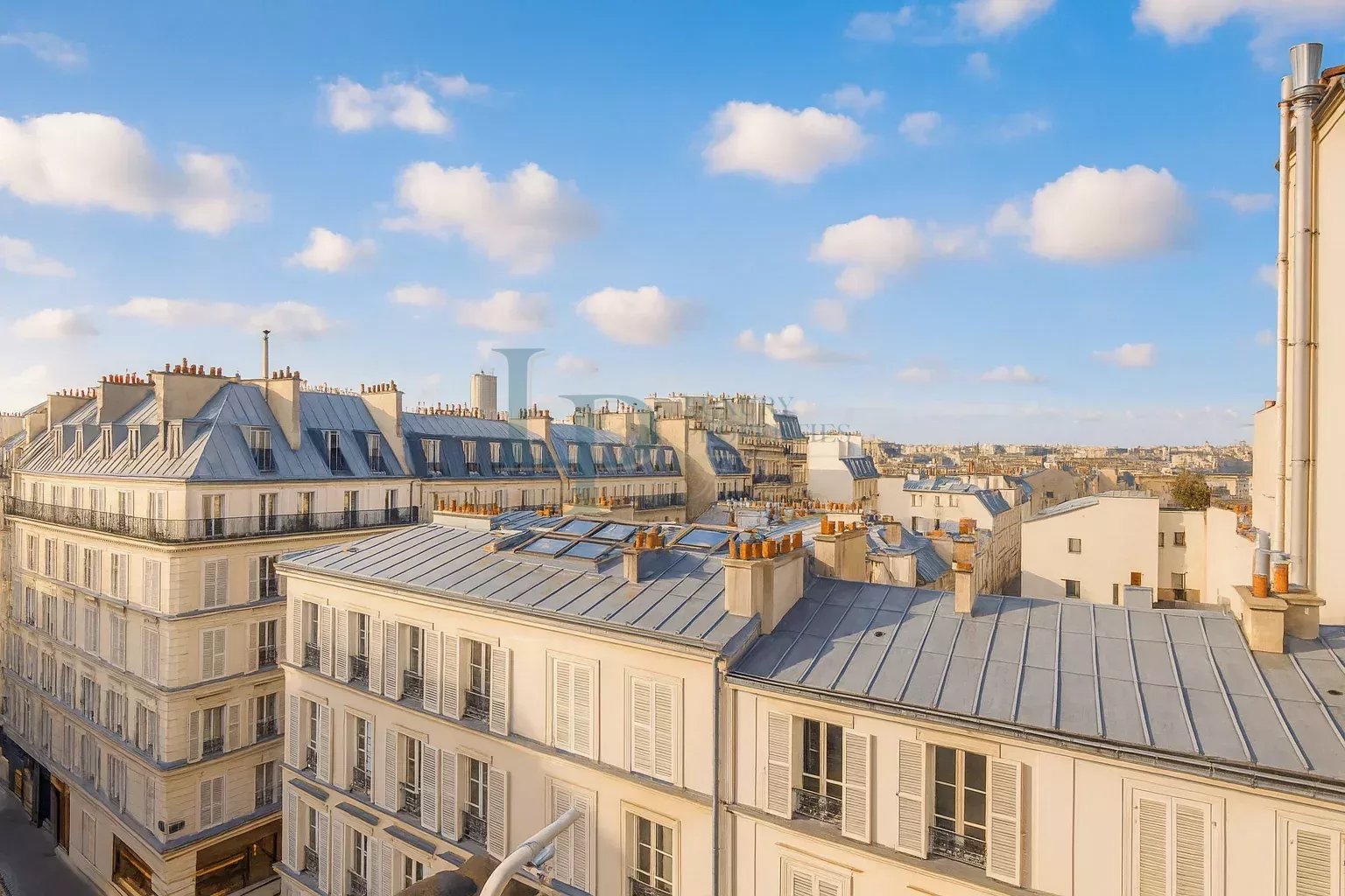 Studio – Ternes/Poncelet – Balcon – Cave