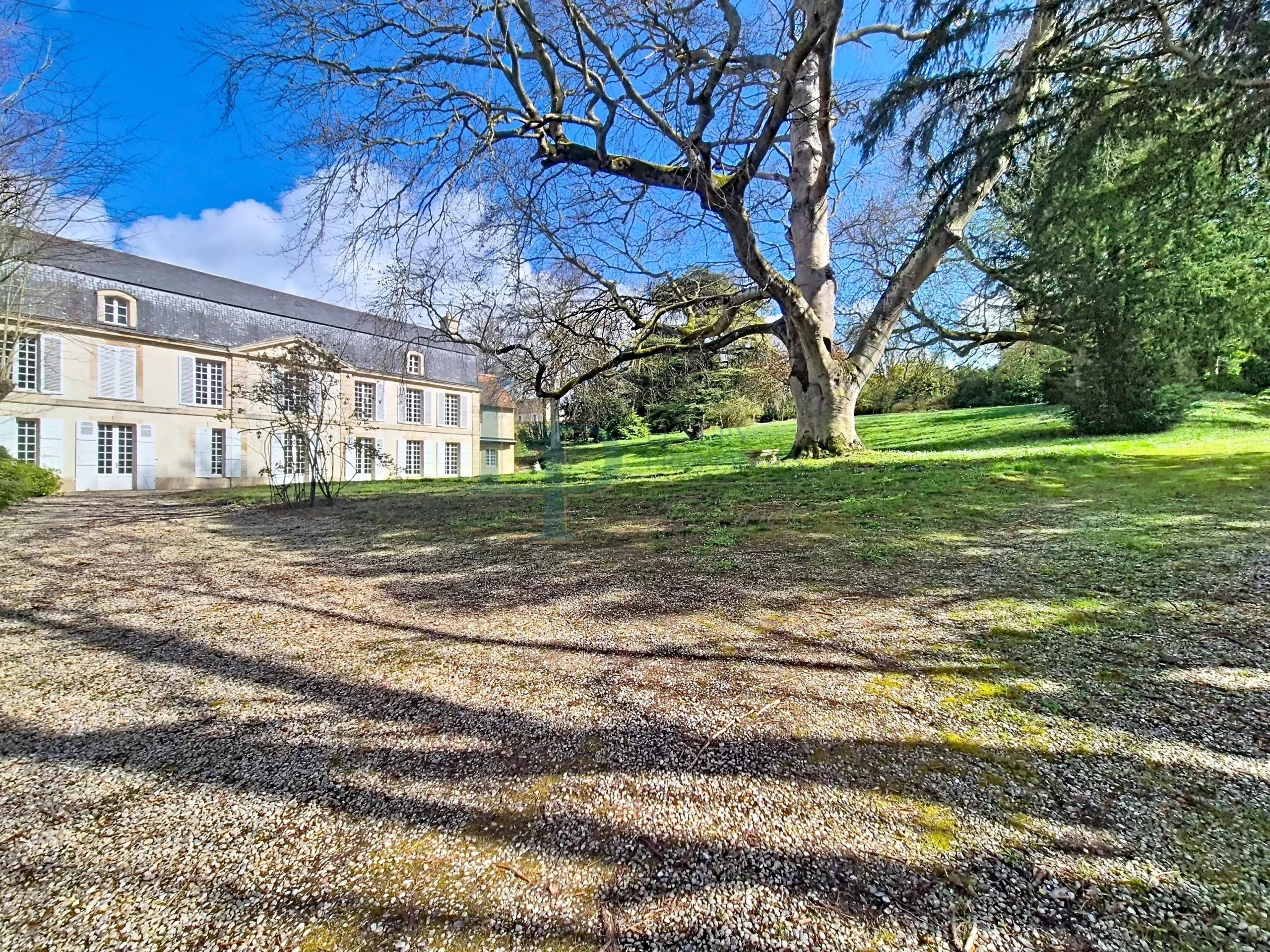 SPLENDIDE MAISON DE MAITRE DANS LE CALVADOS