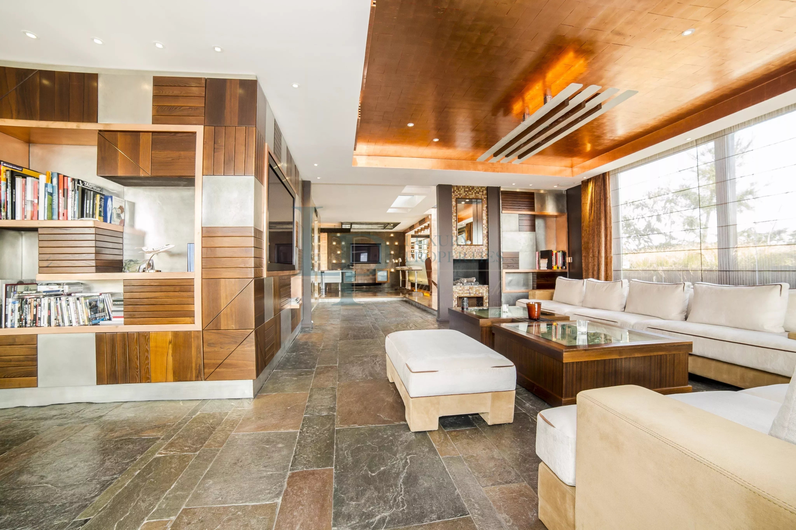 PENTHOUSE DE LUXE avec TERRASSE avenue Foch