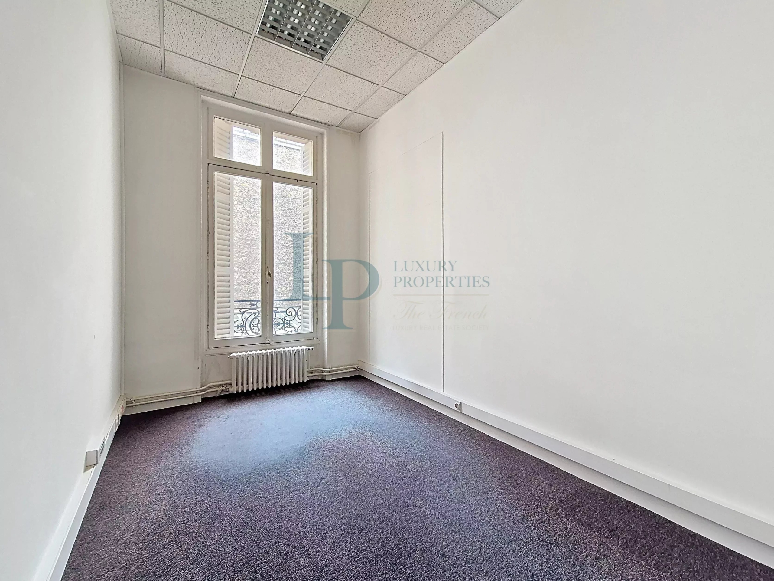 PARIS 8 – PARC MONCEAU / HAUSSMANN – BUREAUX D’ENVIRON 400 M2