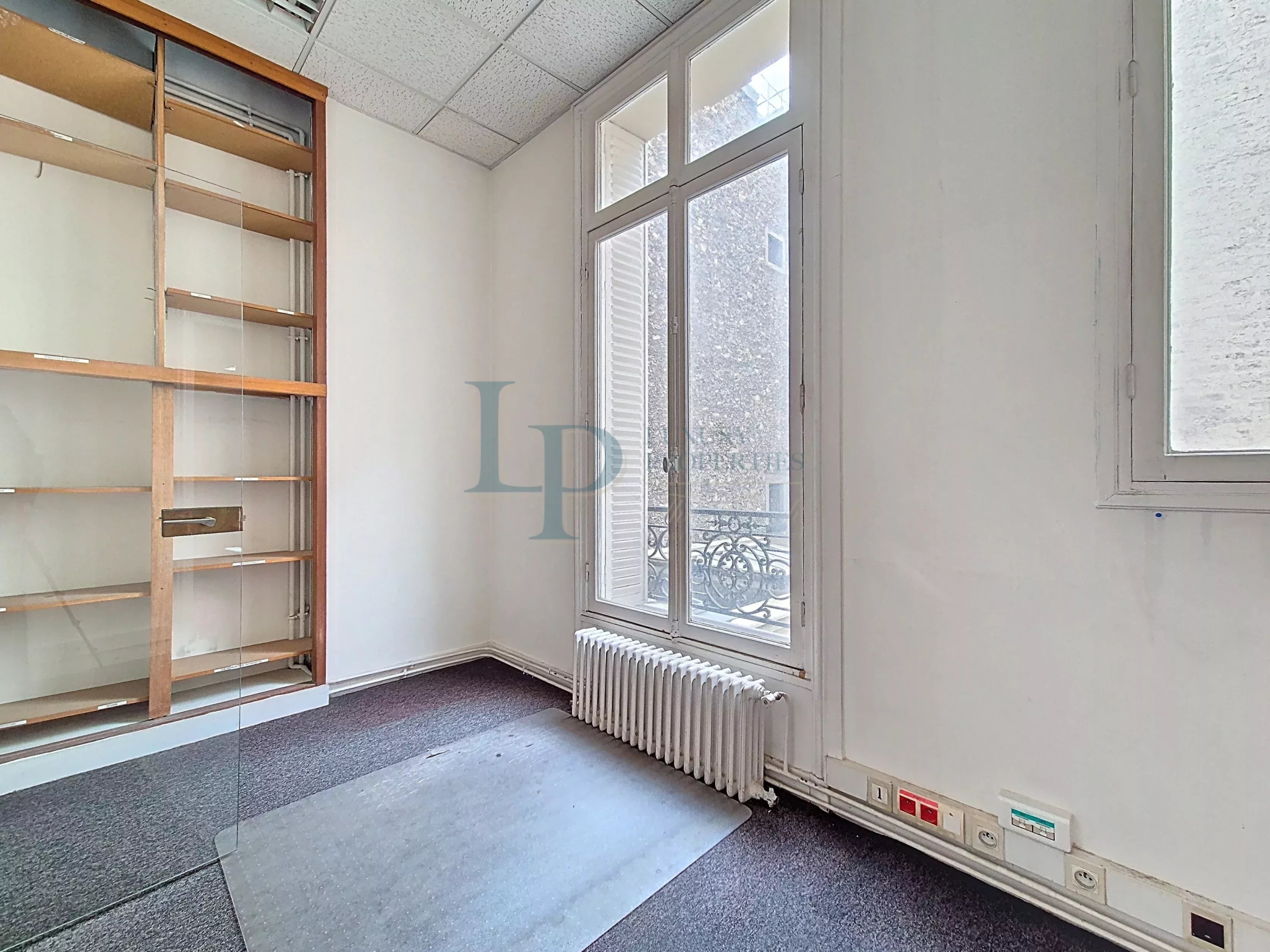 PARIS 8 – PARC MONCEAU / HAUSSMANN – BUREAUX D’ENVIRON 400 M2