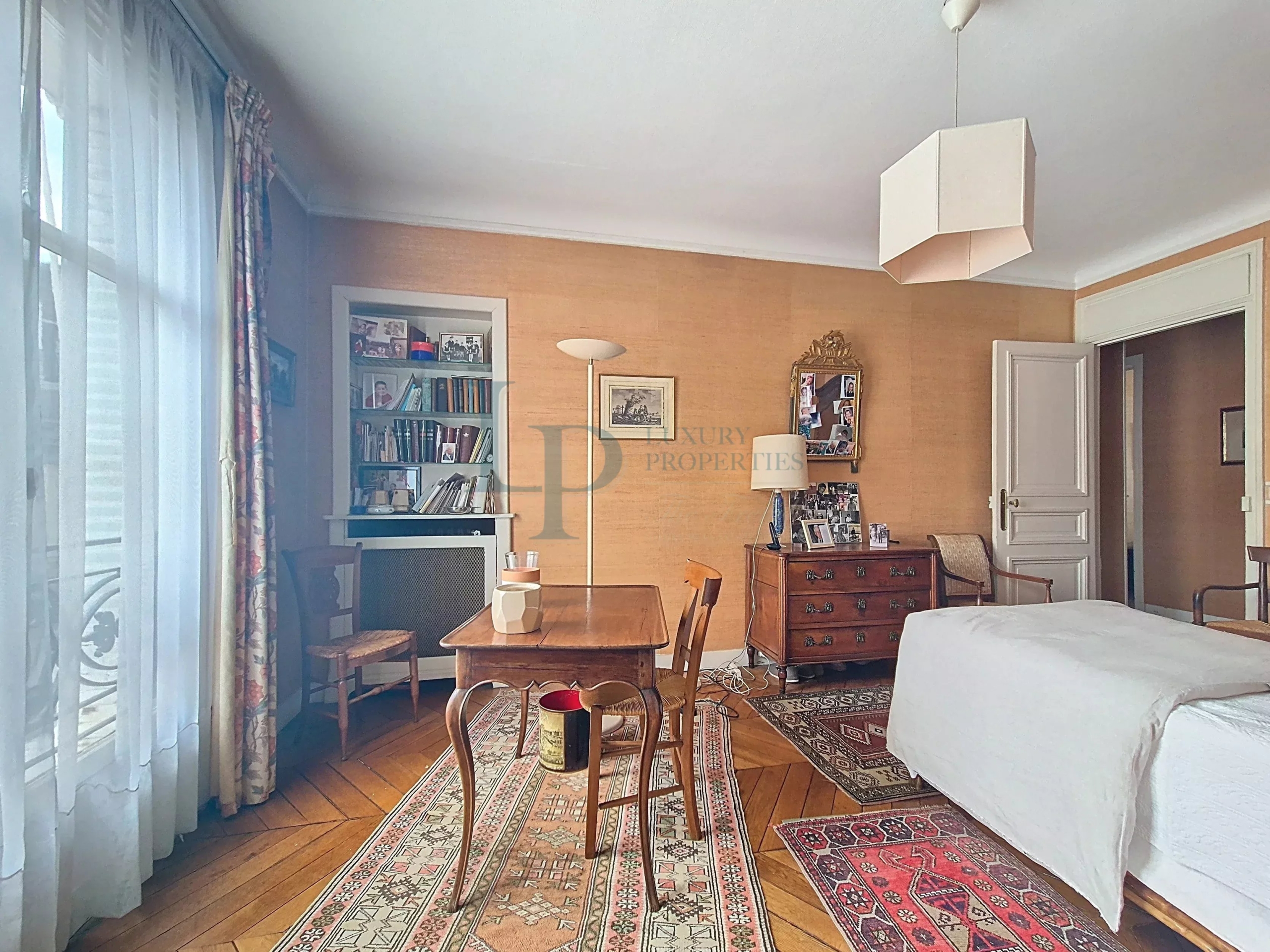 Appartement d’Exception à Plaine-Monceau