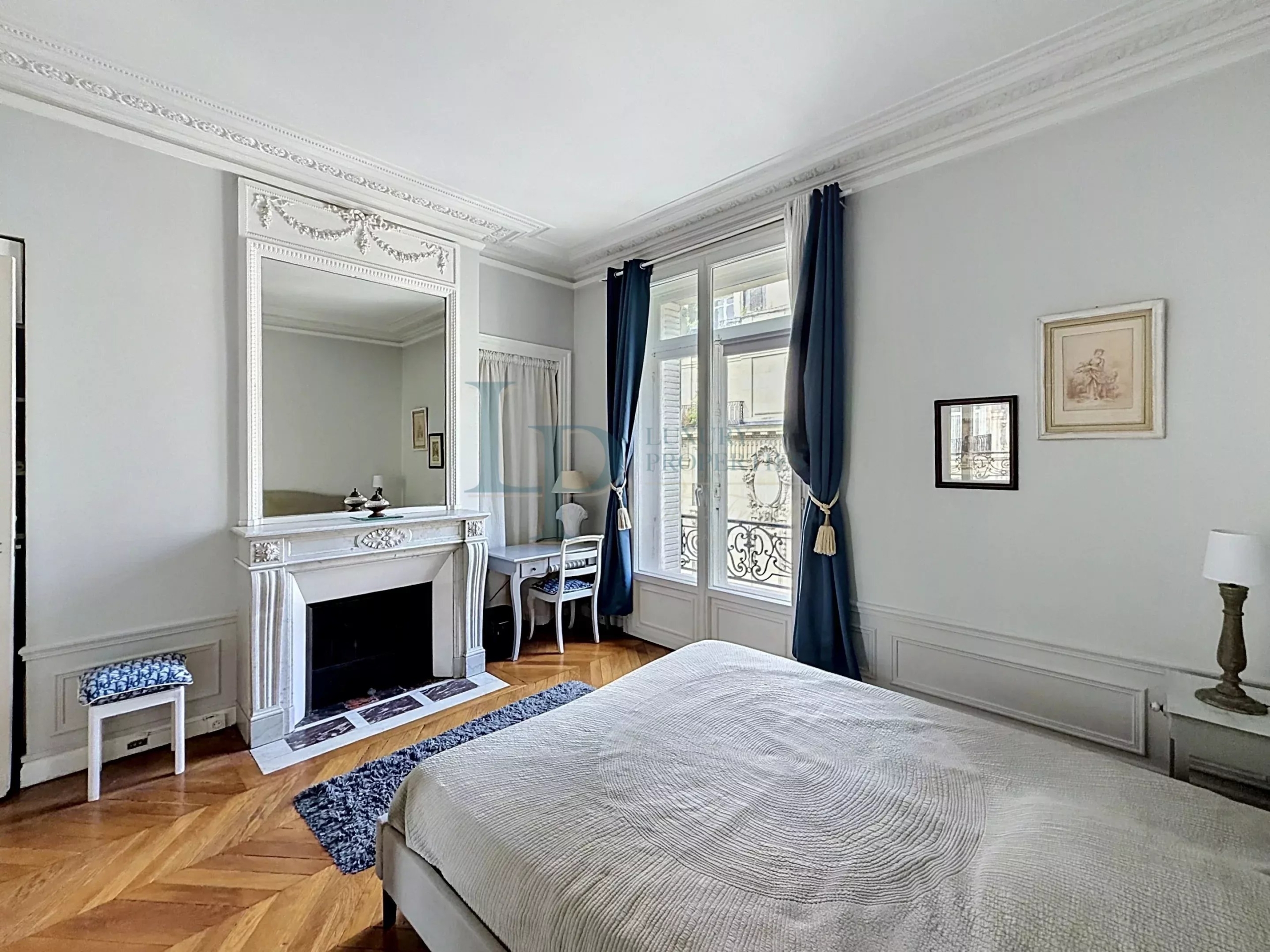 EXCLUSIVITÉ – PARIS VIII – APPARTEMENT 6 PIÈCES – 3/4 CHAMBRES –