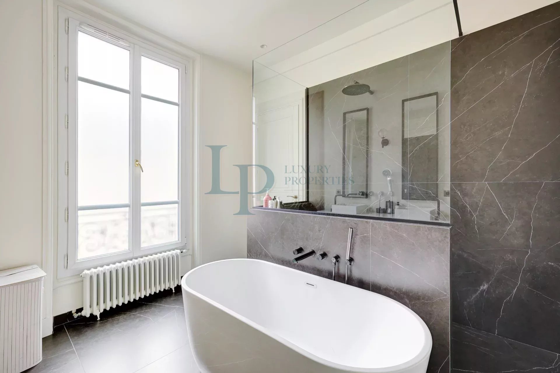 Sublime appartement d’architecte proche de l’Arc de Triomphe