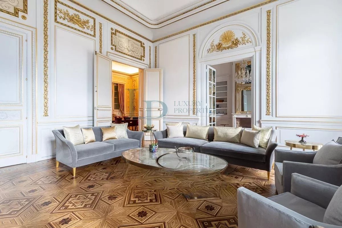 Exceptionnel appartement de luxe face au Jardin des Tuileries
