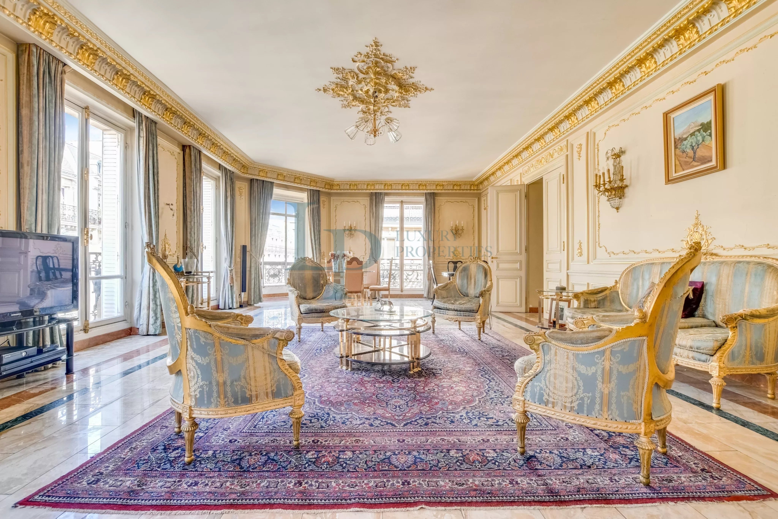 PARIS VIII – TRIANGLE D’OR | APPARTEMENT DE RÉCEPTION – 184 M²