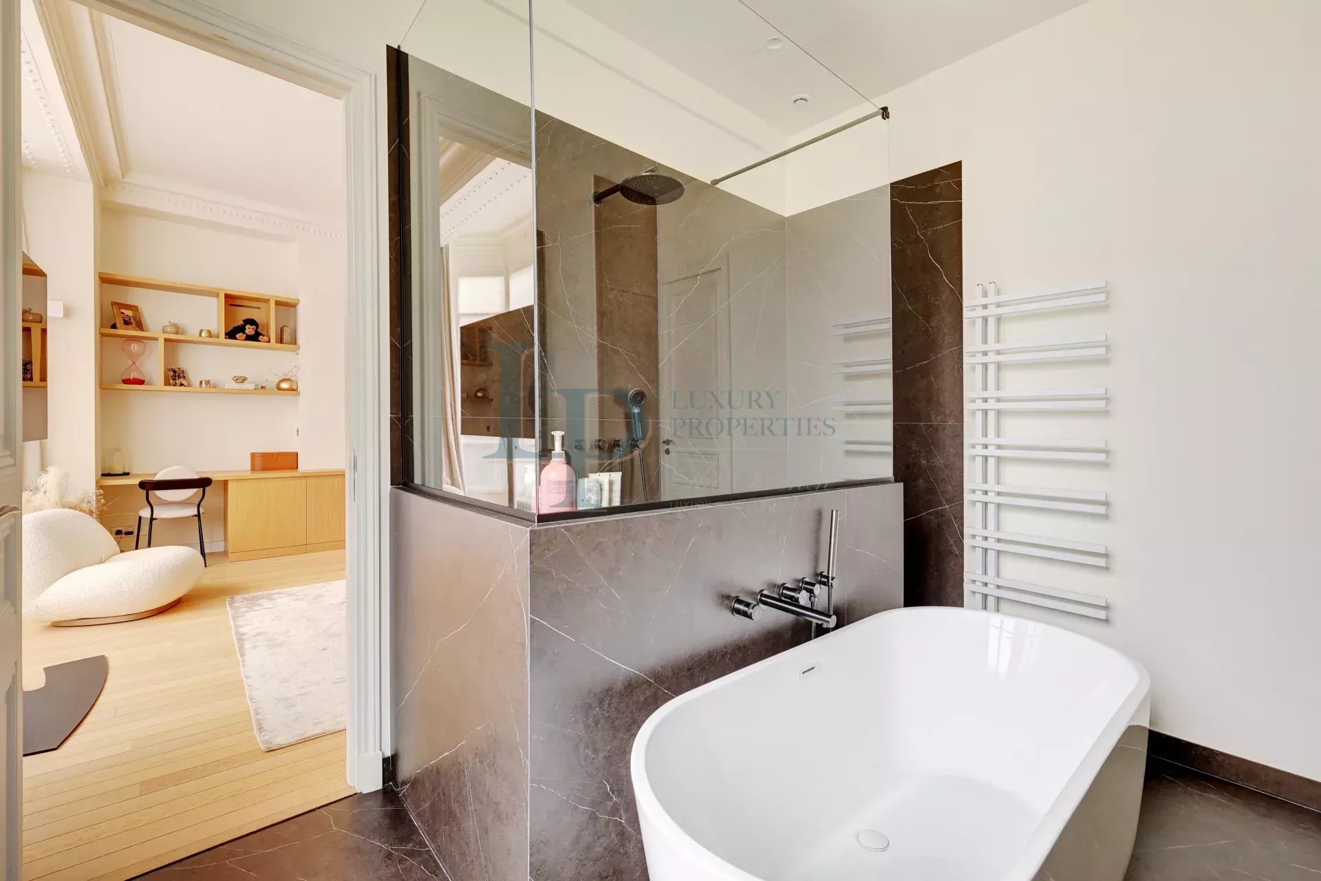 Sublime appartement d’architecte proche de l’Arc de Triomphe
