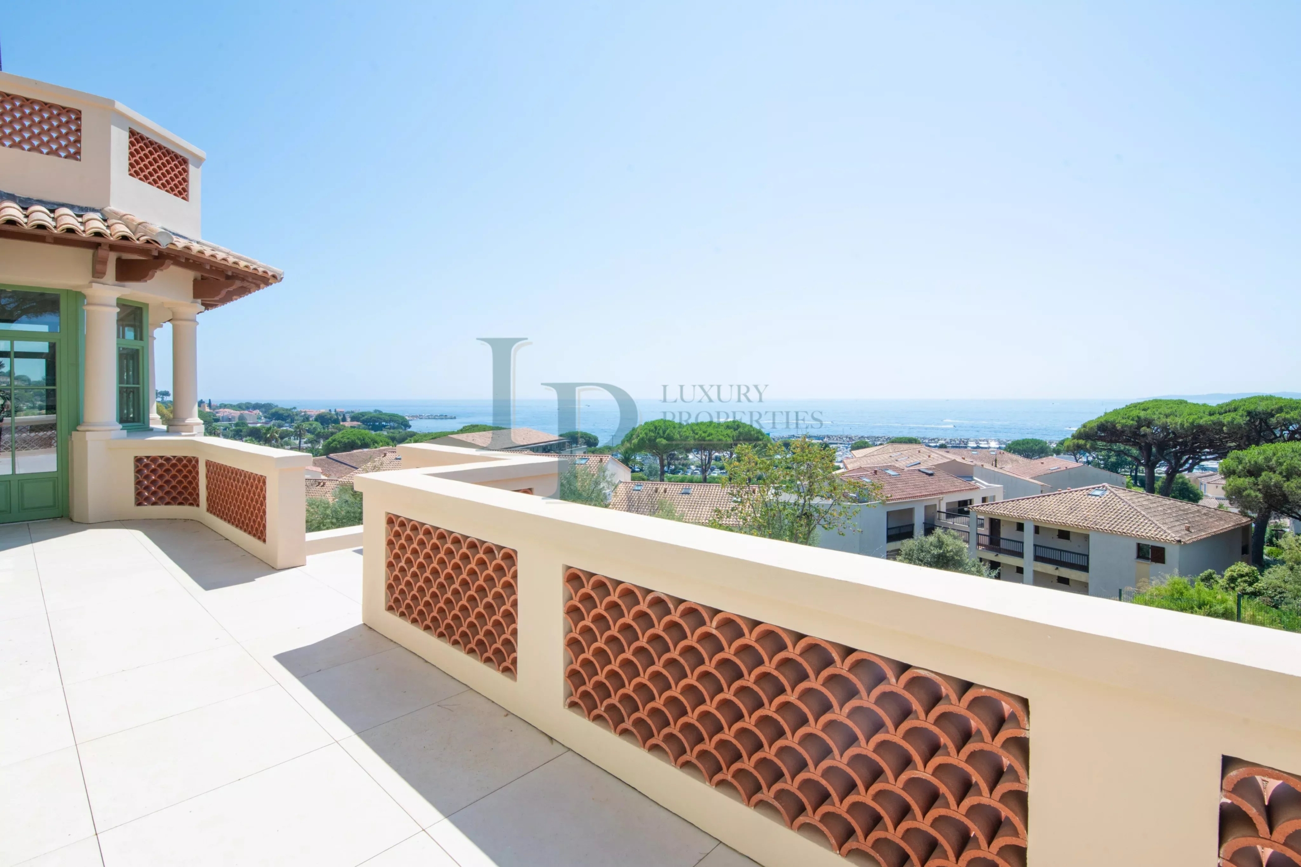 Mas d’exception aux Issambres avec vue mer panoramique
