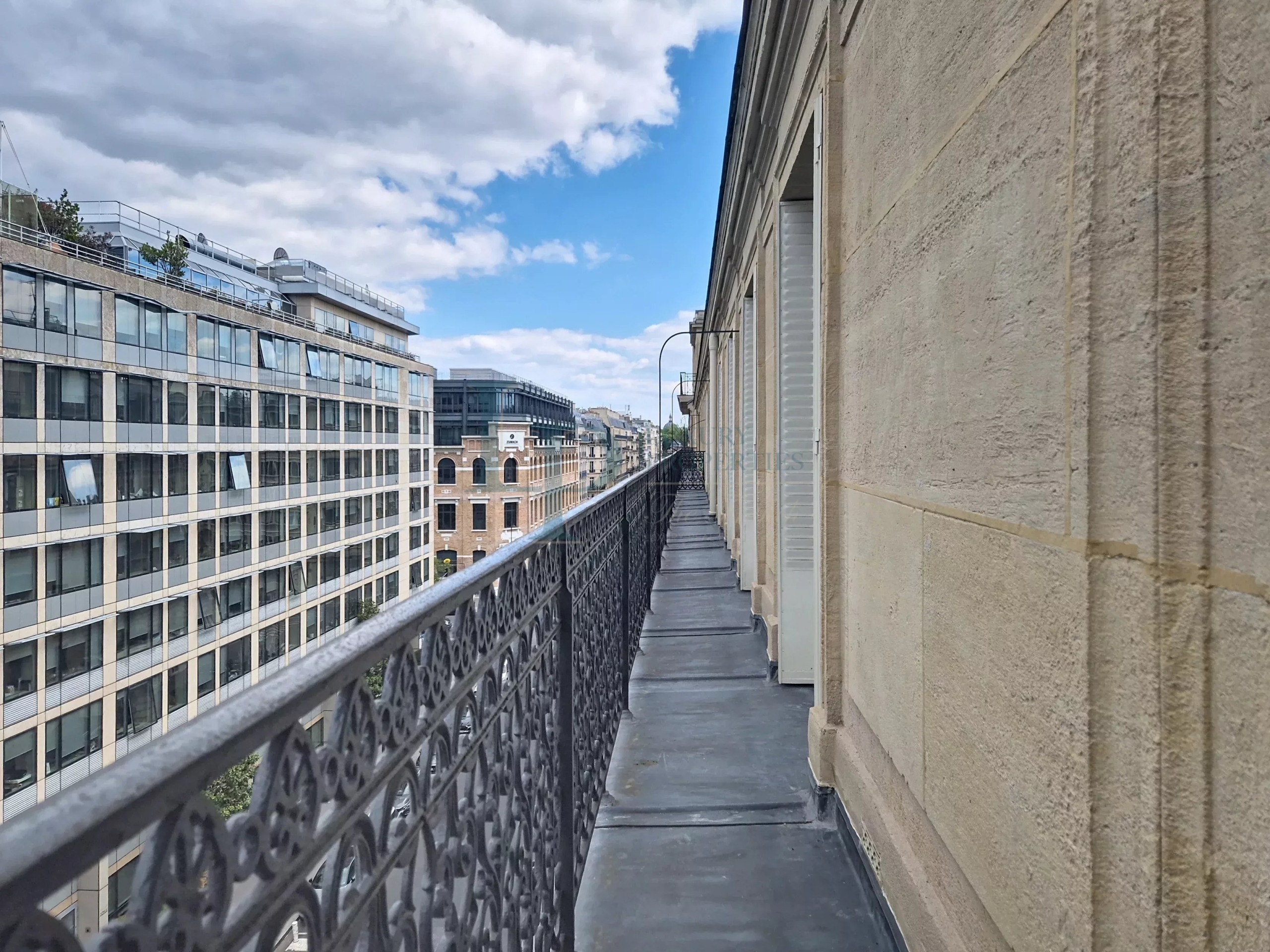Appartement d’Exception à Plaine-Monceau