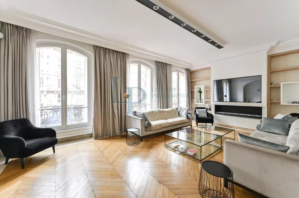EXCLUSIVITÉ I PARIS XVII I TERNES / NIEL I APPARTEMENT 5 PIÈCES I 3 CHAMBRES I SERVICE I DOUBLE CAVE