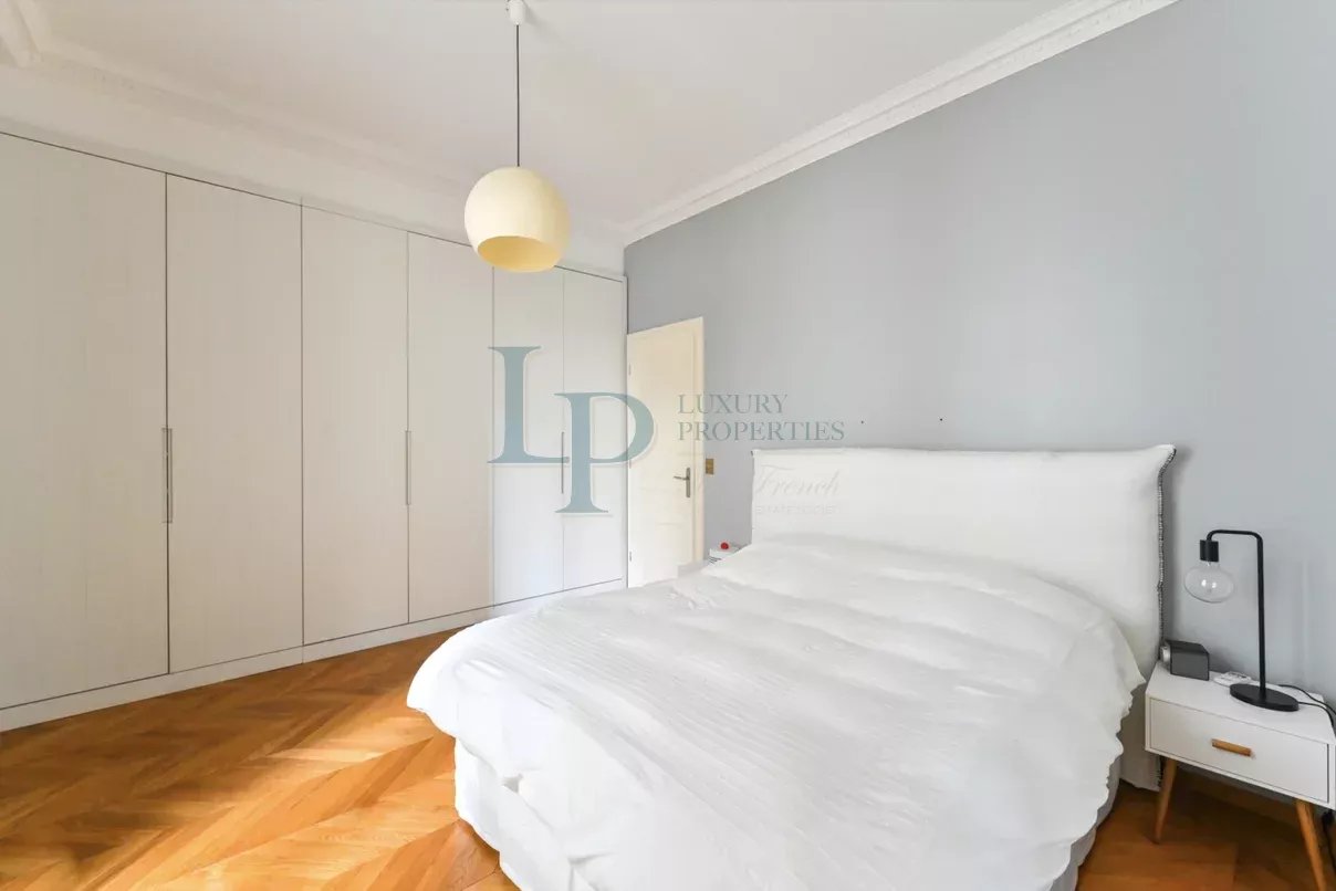 EXCLUSIVITÉ I PARIS XVII I TERNES / NIEL I APPARTEMENT 5 PIÈCES I 3 CHAMBRES I SERVICE I DOUBLE CAVE