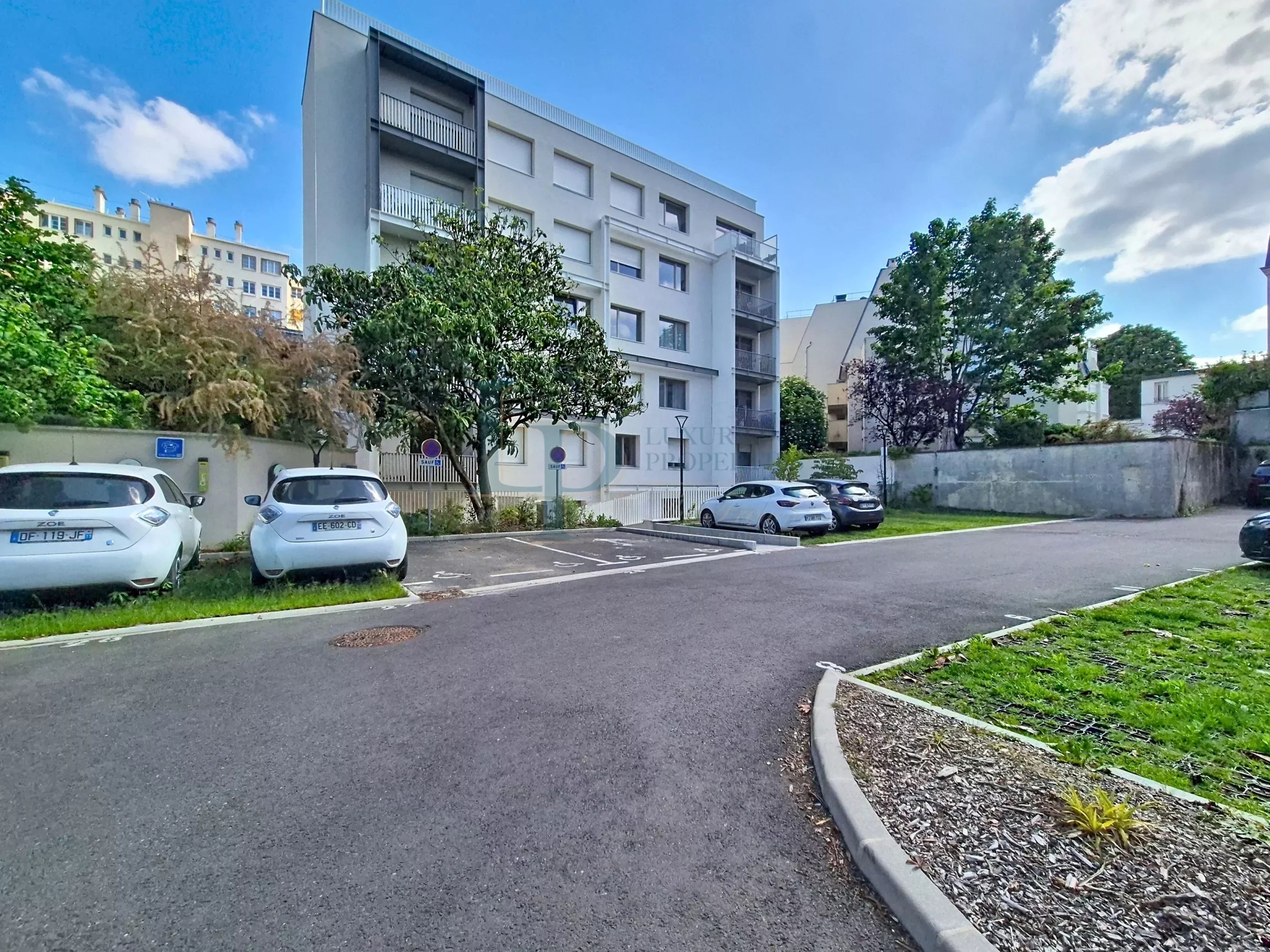 RÉSIDENCE CARRÉ DES ARTS · ISSY-LES-MOULINEAUX – Appartement de 2 pièces d’exception