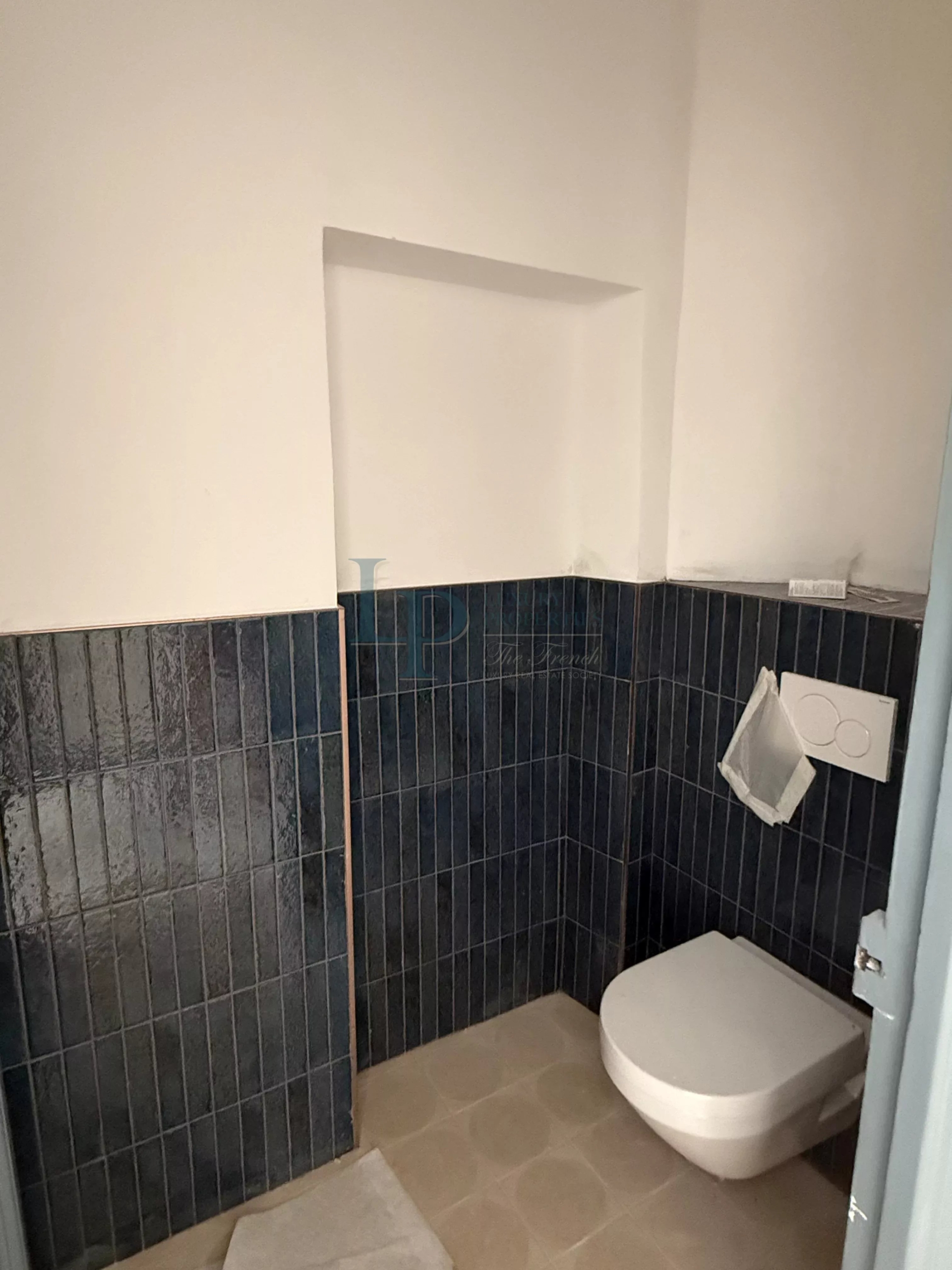 Villa Siébel – NICE – 2 pièces rénové | Investissement locatif