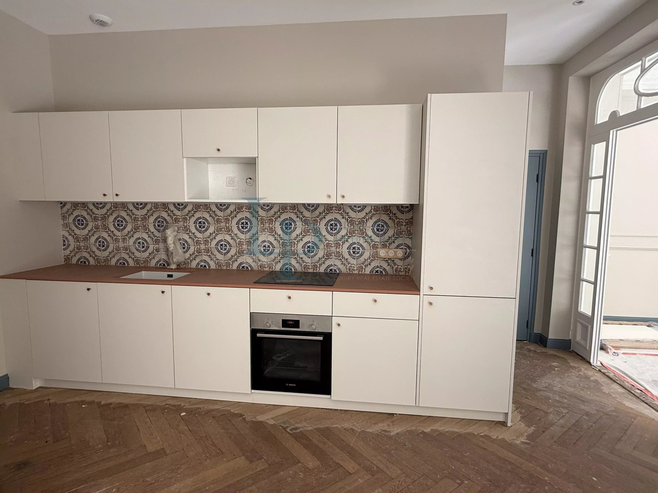 Villa Siébel – NICE – 2 pièces rénové | Investissement locatif
