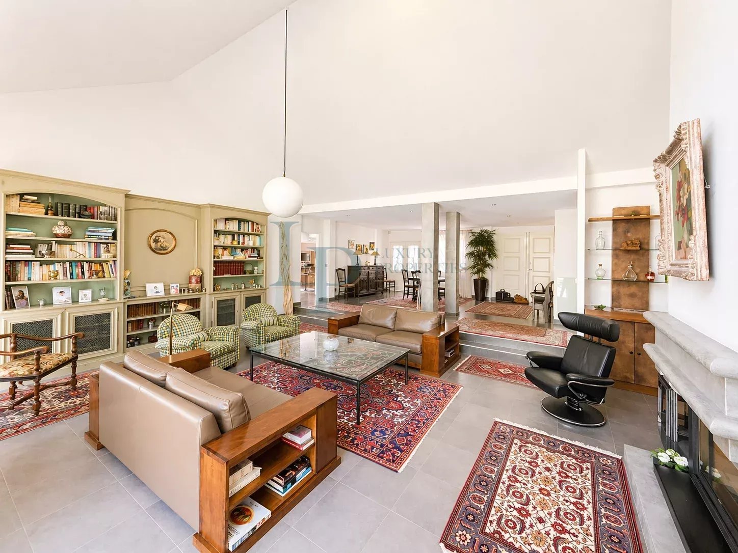 Maison – 8 pièces 270 m² – Ozoir-La-Ferrière (77330)