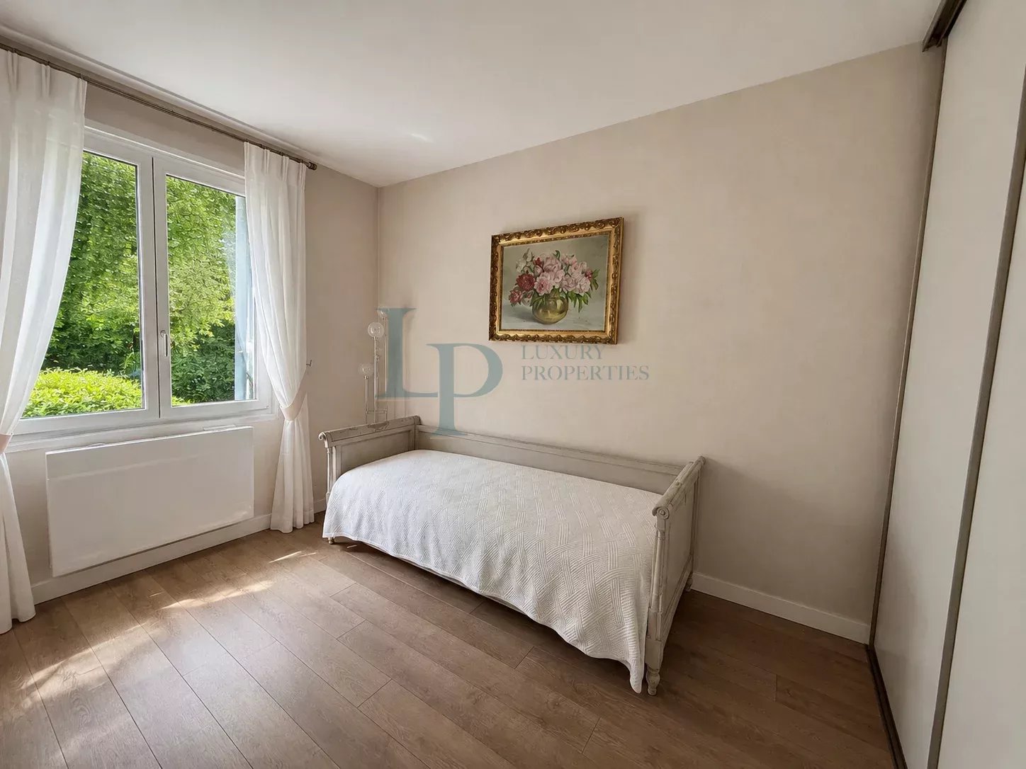 Maison – 8 pièces 270 m² – Ozoir-La-Ferrière (77330)